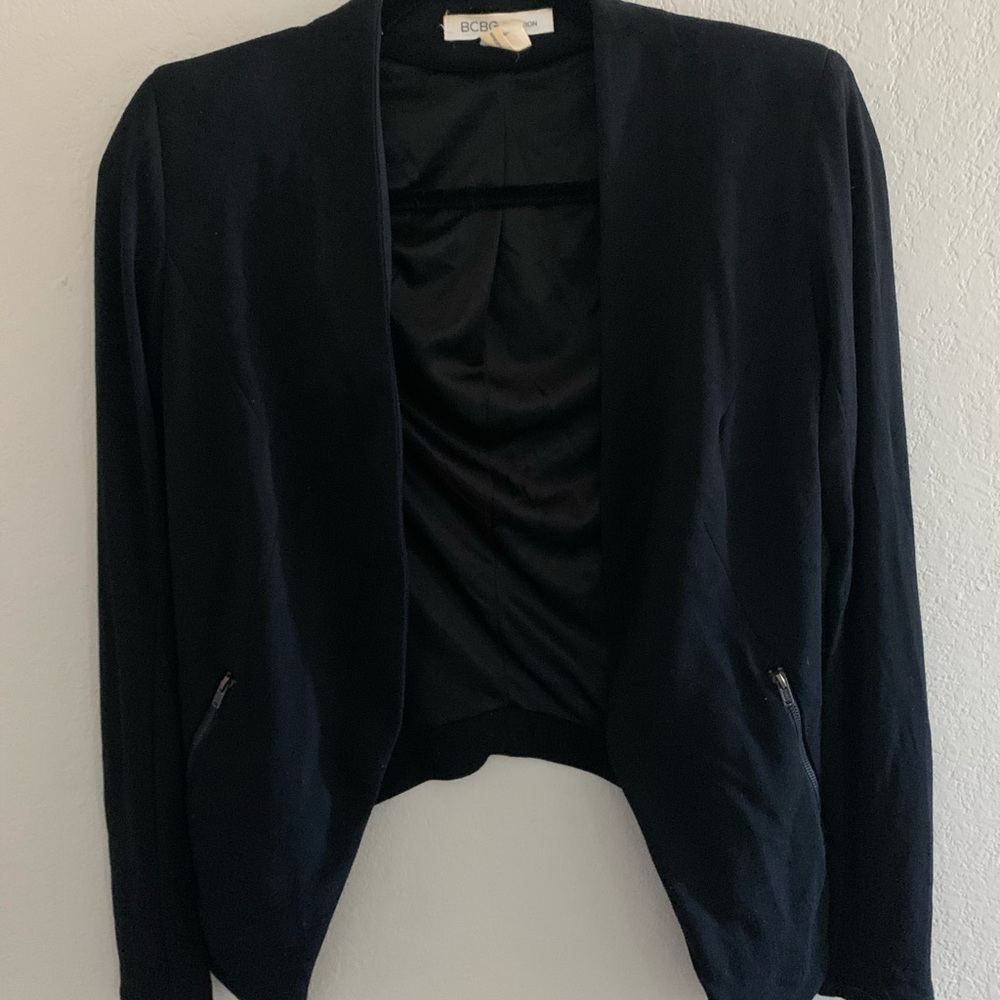 ✨BCBGENERATION Asymmetrical Stretch Blazer✨